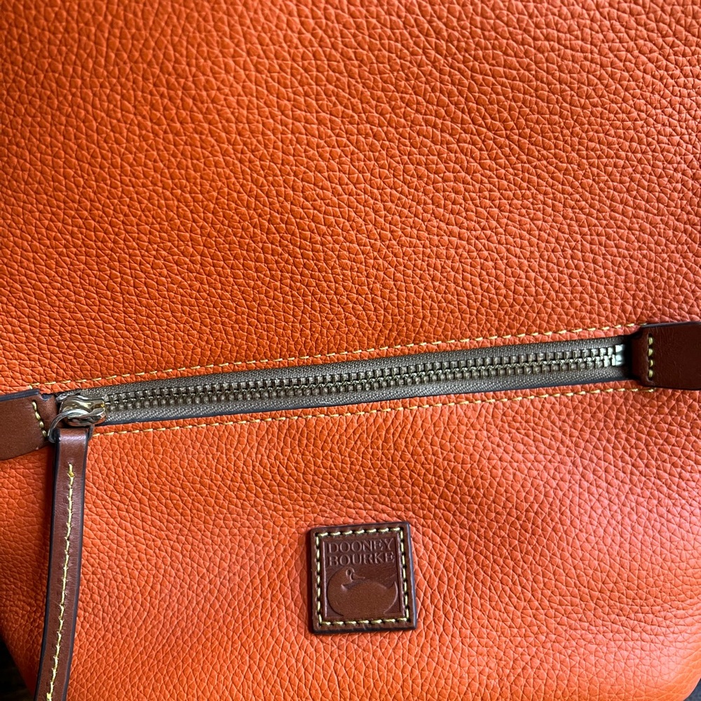 Dooney & Bourke Zip Sac in Clementine Pebble Leather Crossbody Bag - Picture 15 of 16